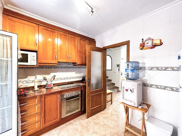 Image No.7-3 Bed Townhouse for sale