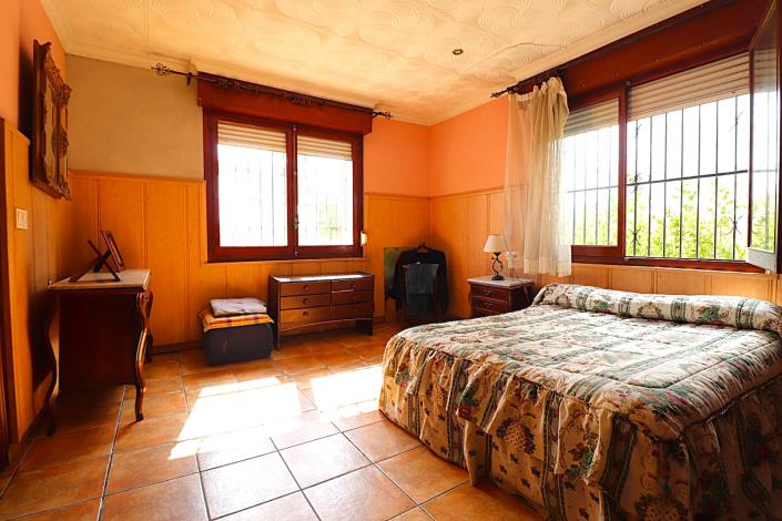 Image No.10-5 Bed Finca for sale