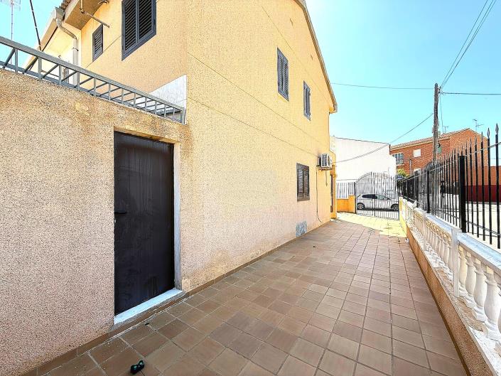 Image No.7-3 Bed Semi-Detached for sale