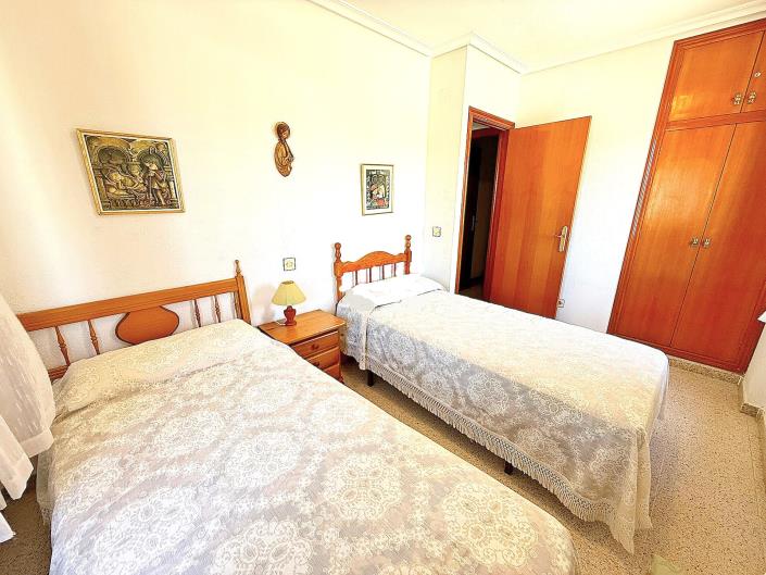 Image No.15-3 Bed Semi-Detached for sale