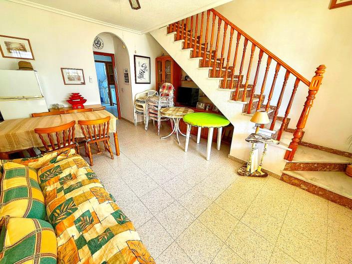 Image No.19-3 Bed Semi-Detached for sale