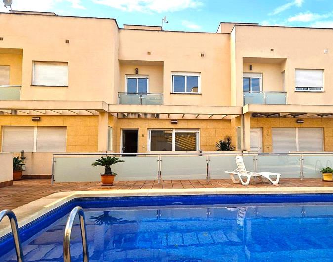 Image No.4-3 Bed Semi-Detached for sale