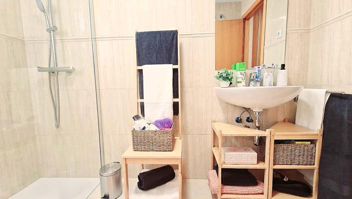 Image No.17-4 Bed Villa / Detached for sale