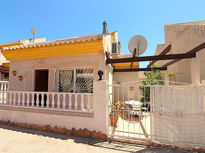 Image No.1-Villa / Détaché de 3 chambres à vendre à Ciudad Quesada