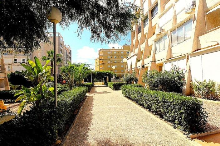 Image No.21-2 Bed Apartment for sale