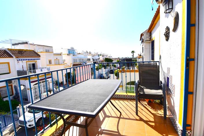 Image No.11-3 Bed Apartment for sale