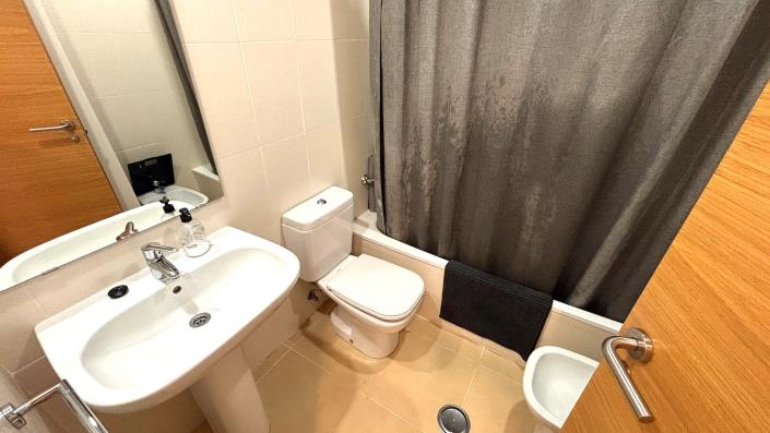 Image No.8-3 Bed Apartment for sale