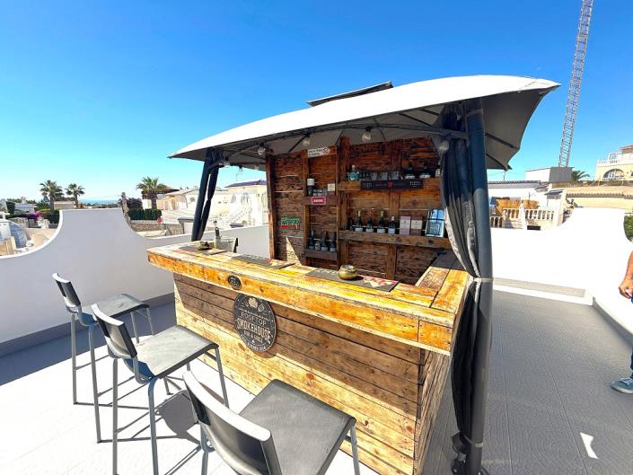 Image No.16-3 Bed Townhouse for sale