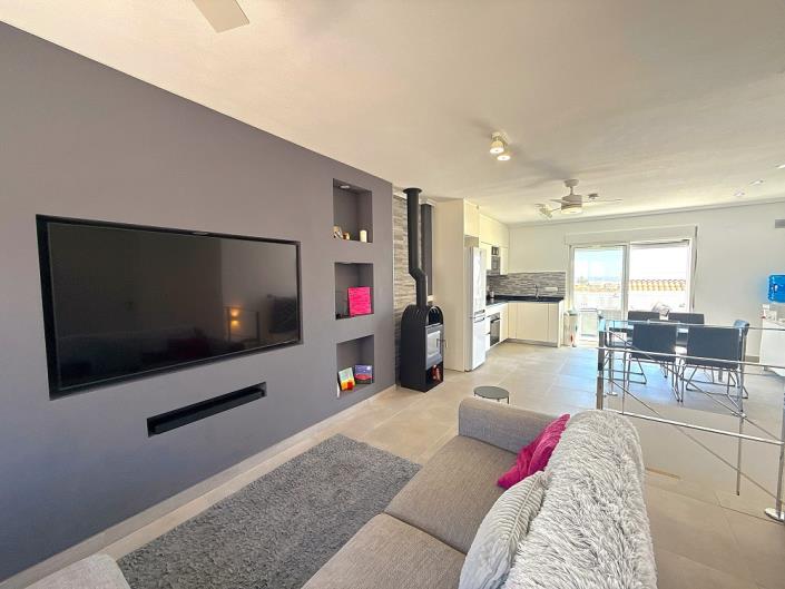 Image No.24-3 Bed Townhouse for sale