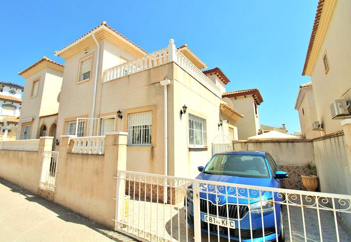 Image No.1-3 Bed Villa for sale