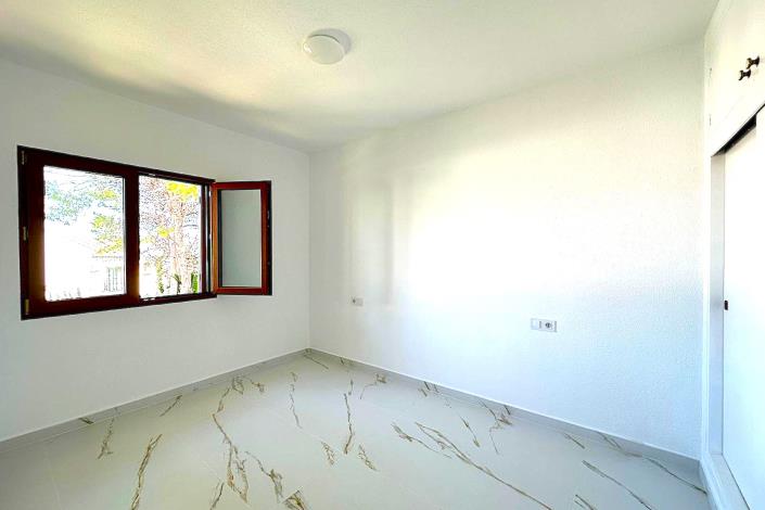 Image No.7-Appartement de 2 chambres à vendre à Villamartin