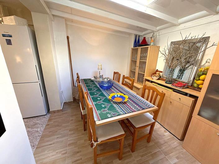 Image No.22-2 Bed Townhouse for sale