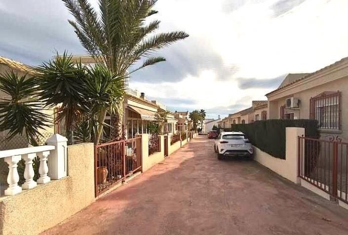 Image No.6-Villa / Détaché de 3 chambres à vendre à Algorfa