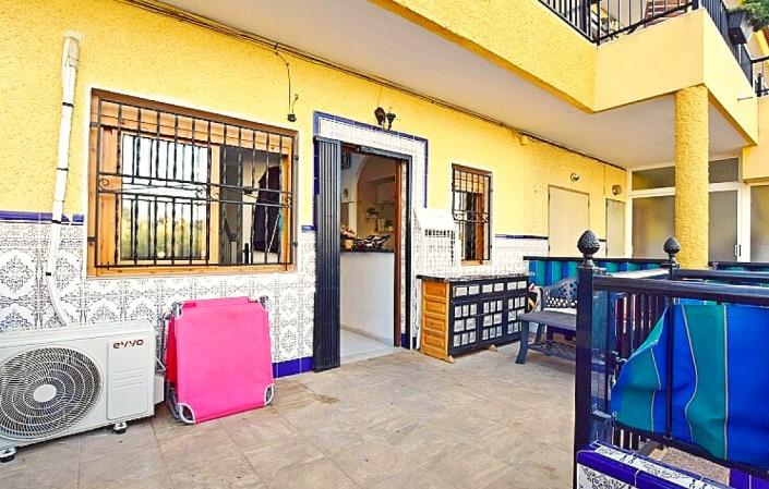 Image No.3-2 Bed Semi-Detached for sale