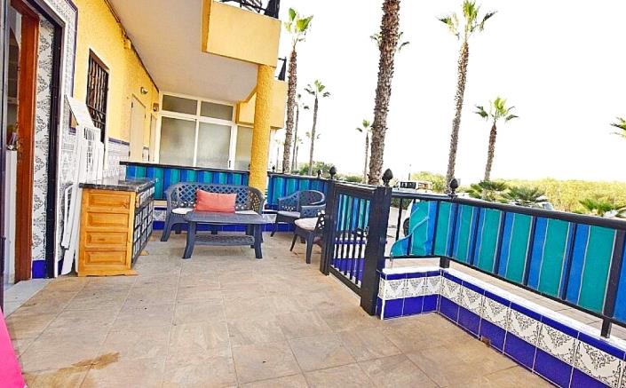 Image No.11-2 Bed Semi-Detached for sale