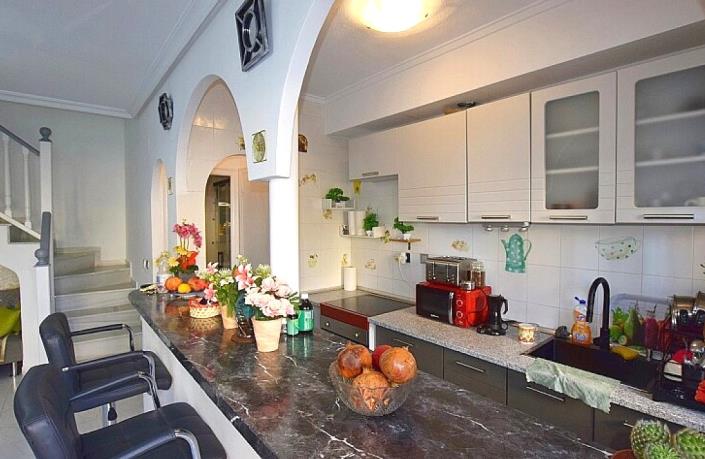 Image No.16-2 Bed Semi-Detached for sale