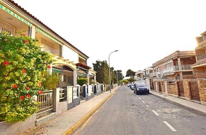 Image No.3-Jumelé de 5 chambres à vendre à Torre de la Horadada