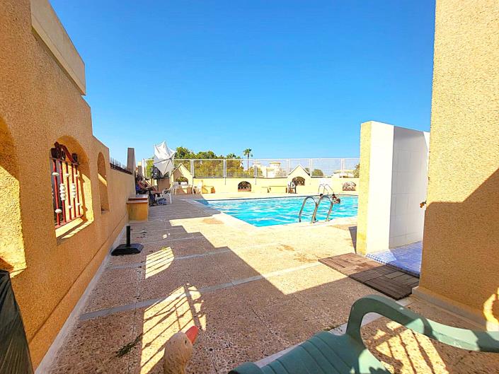 Image No.8-3 Bed Semi-Detached for sale