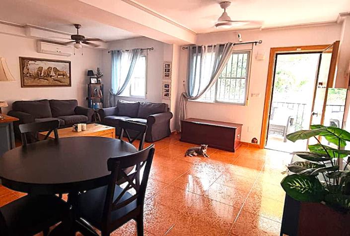 Image No.9-3 Bed Semi-Detached for sale