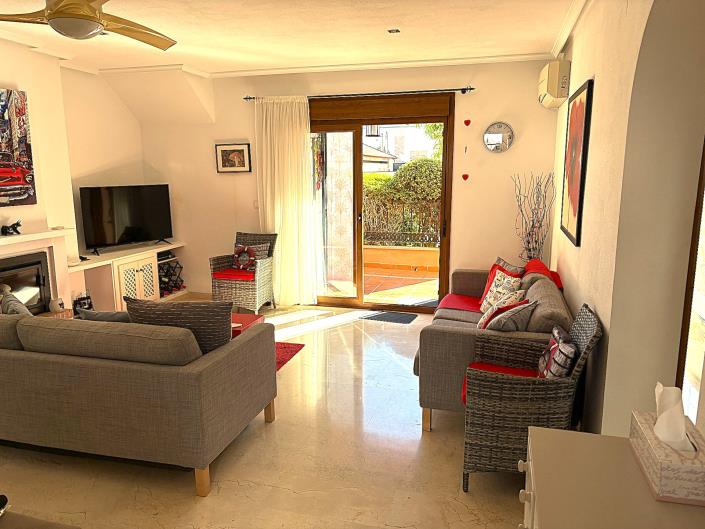 Image No.16-2 Bed Villa for sale