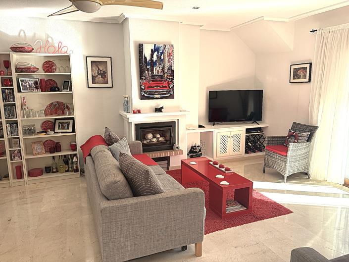 Image No.19-2 Bed Villa for sale