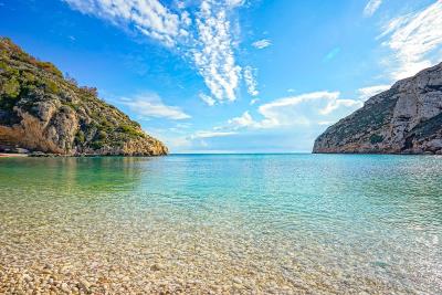 Let’s Live Abroad! most sold property