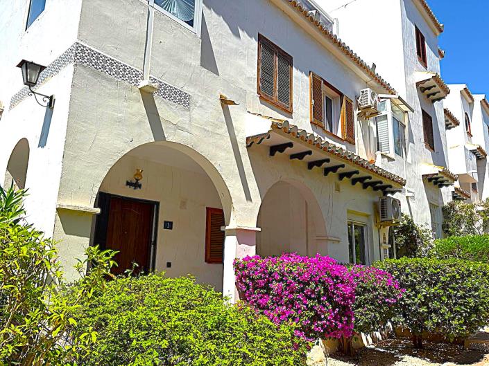 Image No.3-2 Bed Semi-Detached for sale