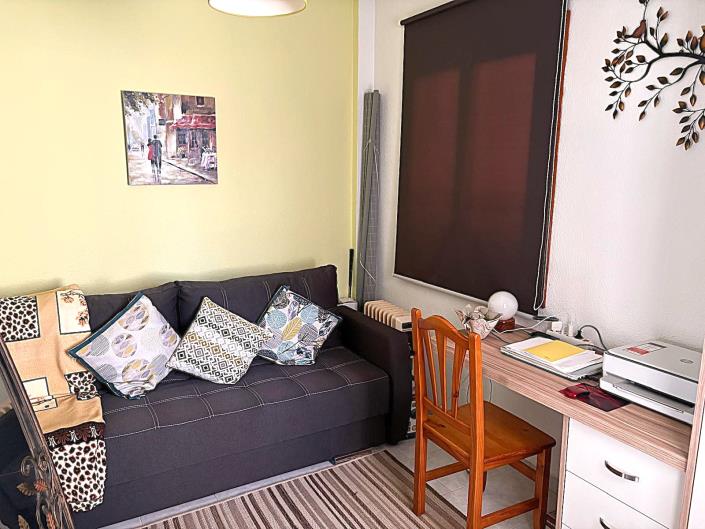 Image No.13-2 Bed Semi-Detached for sale