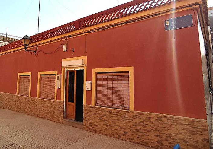 Image No.1-2 Bed Villa for sale