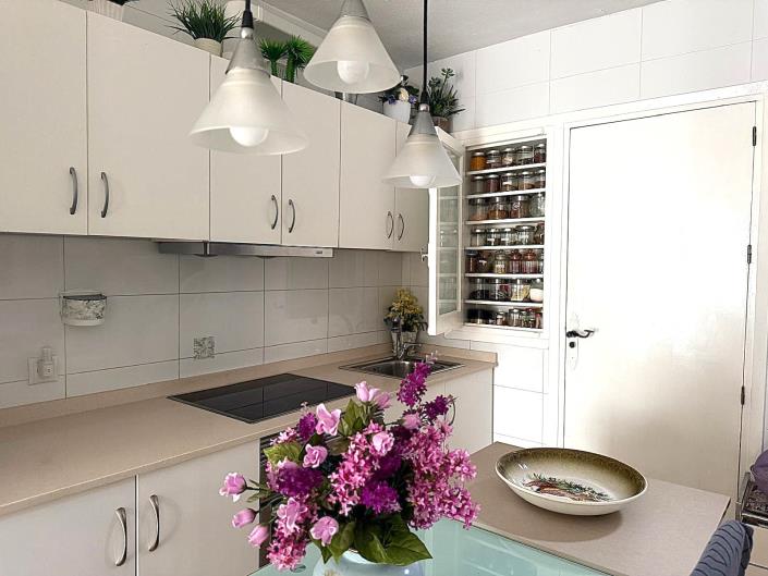 Image No.22-3 Bed Townhouse for sale