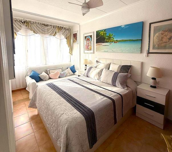 Image No.23-3 Bed Townhouse for sale