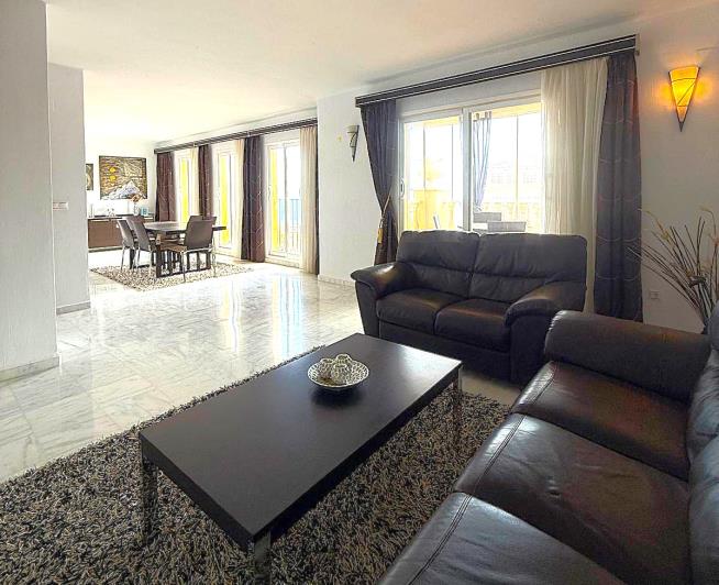 Image No.5-Appartement de 4 chambres à vendre à Torrevieja