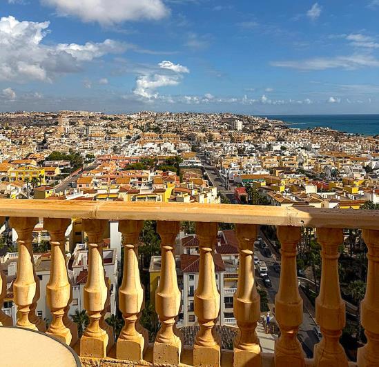 Image No.7-Appartement de 4 chambres à vendre à Torrevieja