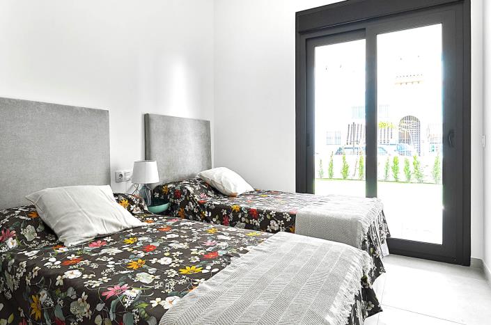 Image No.11-2 Bed Apartment for sale