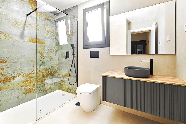 Image No.17-2 Bed Apartment for sale