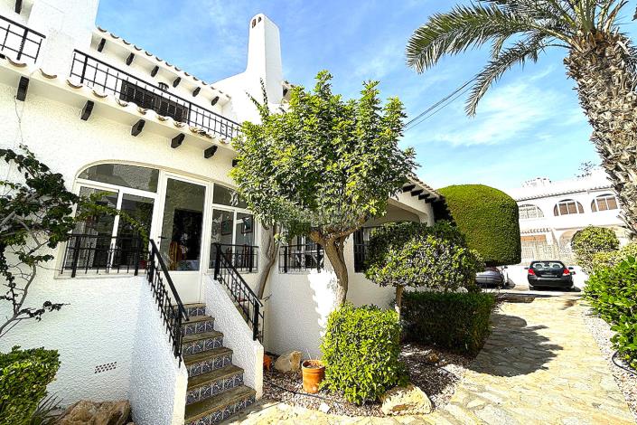 Image No.6-3 Bed Townhouse for sale