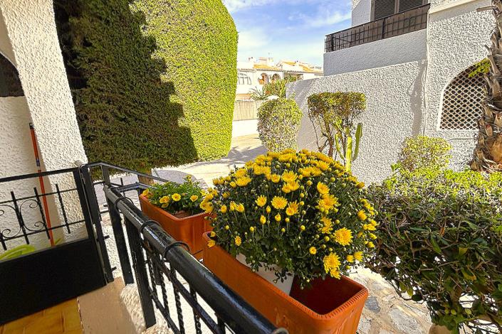 Image No.16-3 Bed Townhouse for sale