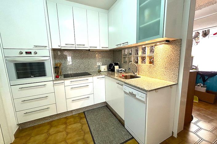 Image No.17-3 Bed Townhouse for sale