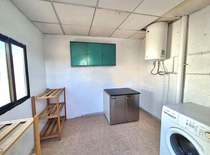 Image No.10-3 Bed Semi-Detached for sale