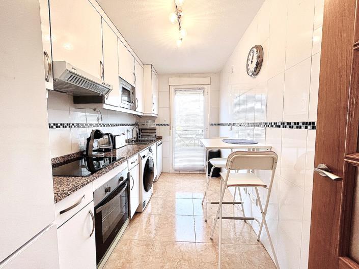 Image No.9-3 Bed Townhouse for sale