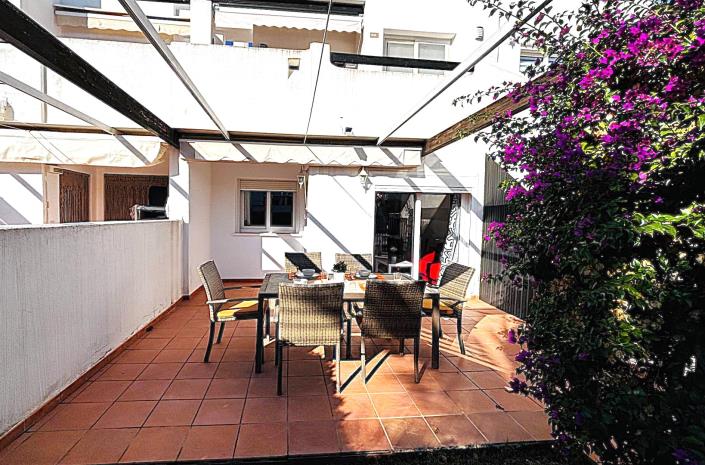 Image No.15-3 Bed Apartment for sale