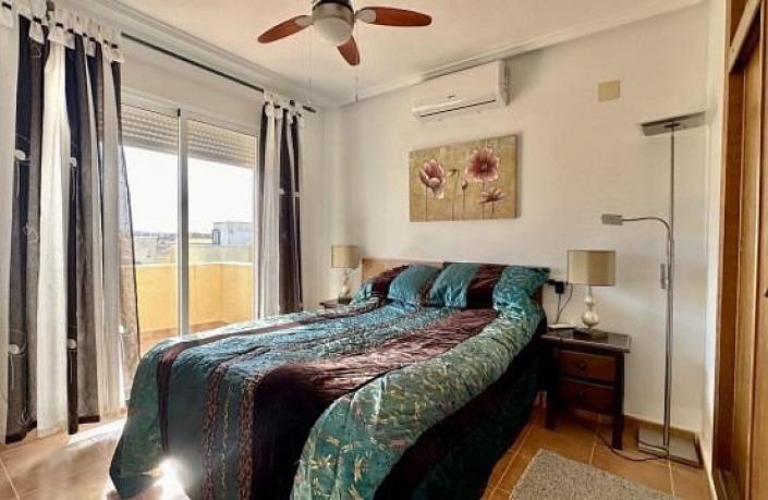 Image No.10-3 Bed Semi-Detached for sale