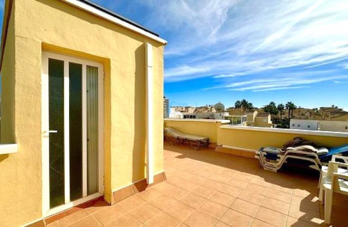 Image No.18-3 Bed Semi-Detached for sale