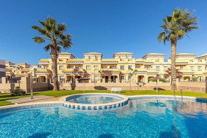 Image No.5-3 Bed Semi-Detached for sale