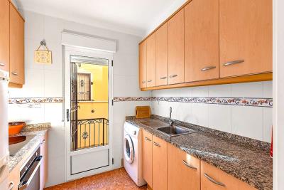 6-fa543ff60f4e104718a0562ed3ccbf30