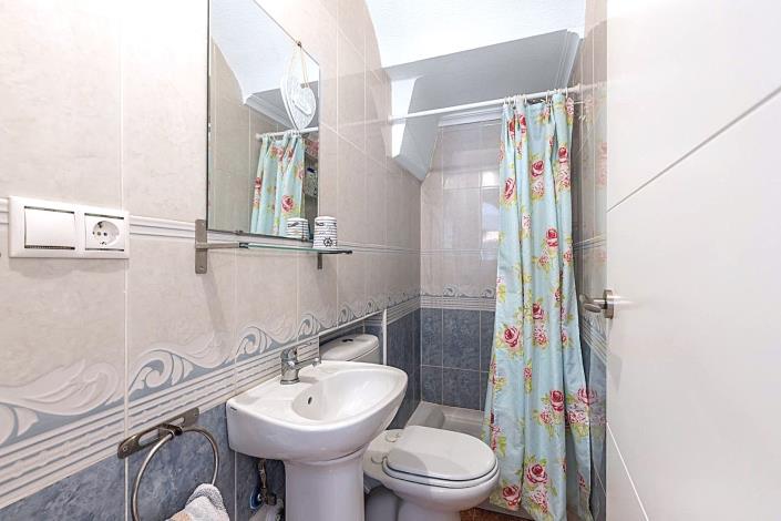 Image No.10-3 Bed Semi-Detached for sale