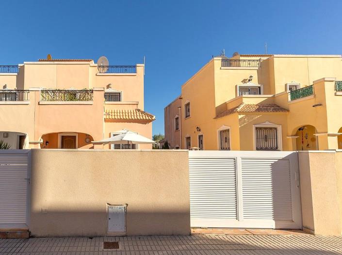 Image No.11-3 Bed Semi-Detached for sale