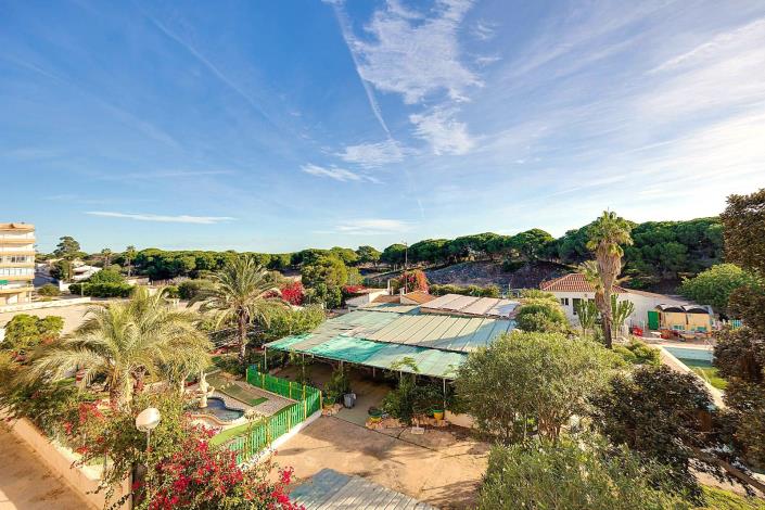 Image No.20-2 Bed Apartment for sale