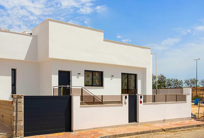 Image No.9-3 Bed Villa for sale