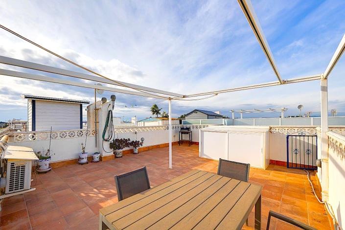 Image No.8-3 Bed Apartment for sale